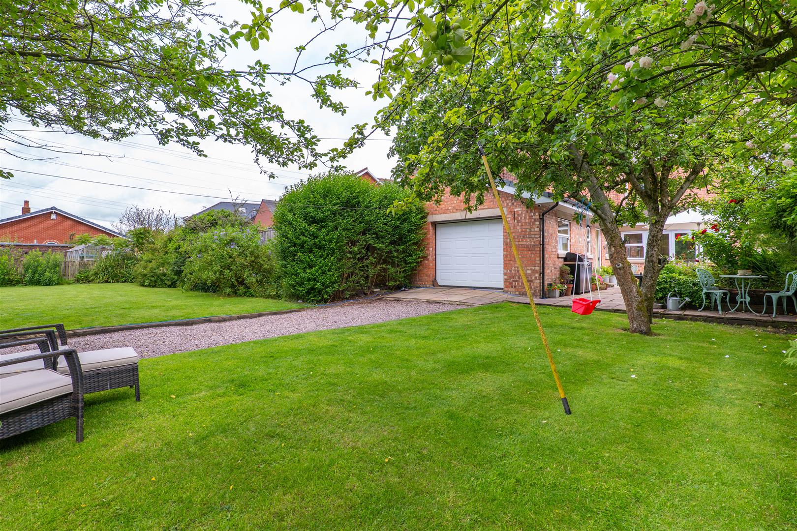 5 bed property in Southport Road, Chorley